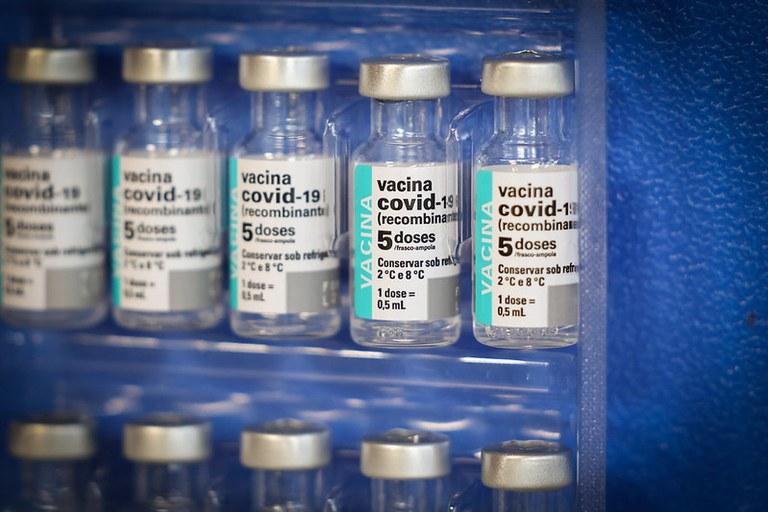 Brasil vai doar 10 milhões de vacinas contra Covid-19 para países de baixa renda