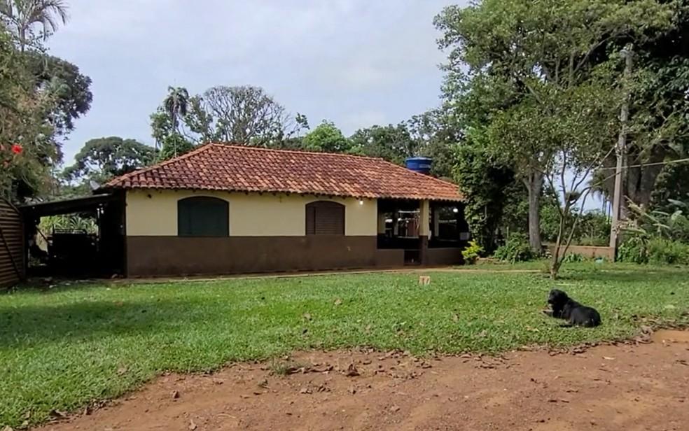 Sobrevivente de triplo homicídio em fazenda pediu pela própria vida, foi baleada de raspão e se fez de morta, diz parente das vítimas