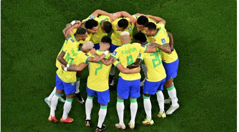 Brasil goleia a Coreia do Sul e enfrenta a Croácia nas quartas da Copa