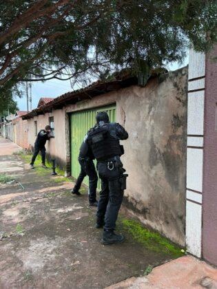 Operação Outrage apreende arsenal de armas e munições usadas para intimidar autoridades