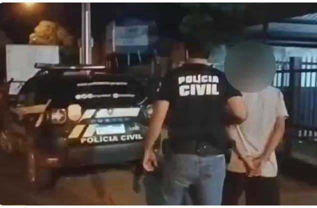 Mãe leva filho a delegacia para ser preso após ele agredir a ex-namorada, diz polícia