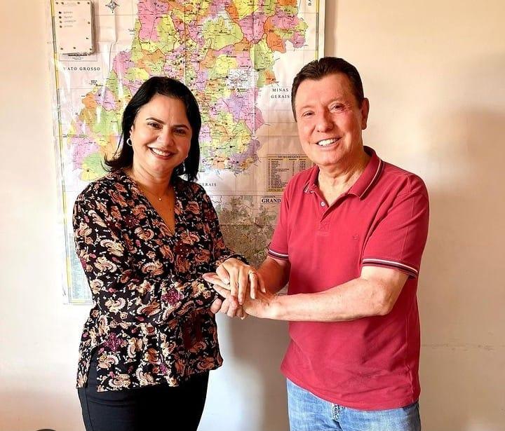 Maria Yvelônia é pré-canditada a prefeita em Valparaiso de Goiás   , cada dia buscando os melhores apoio como do Deputado Federal José Nelton.