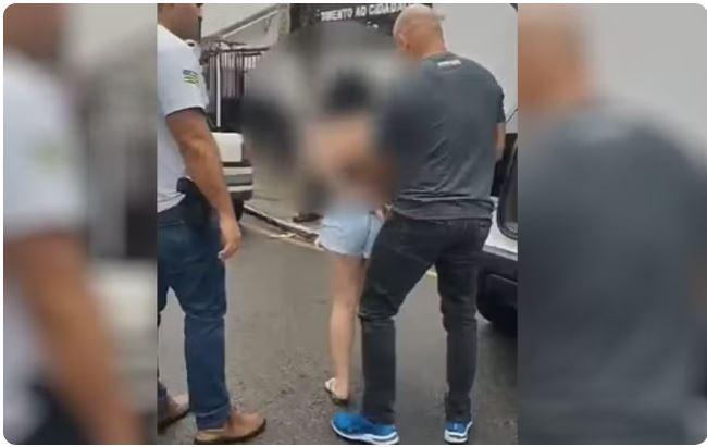 Jovem é presa suspeita de torturar filho de 1 ano para pressionar o ex a reatar relacionamento
