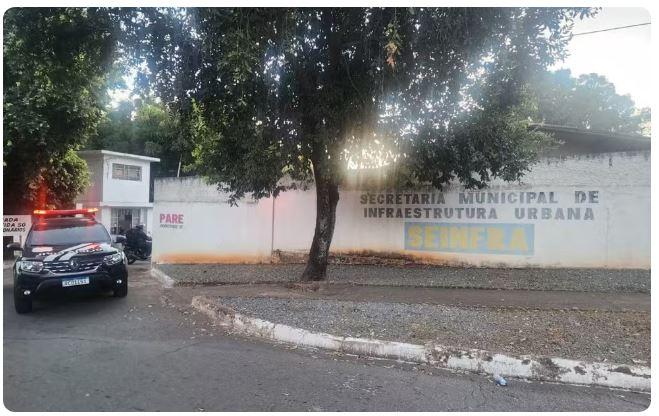 Operação cumpre mandados contra empresários e servidores suspeitos de fraudes na Secretaria de Infraestrutura de Goiânia