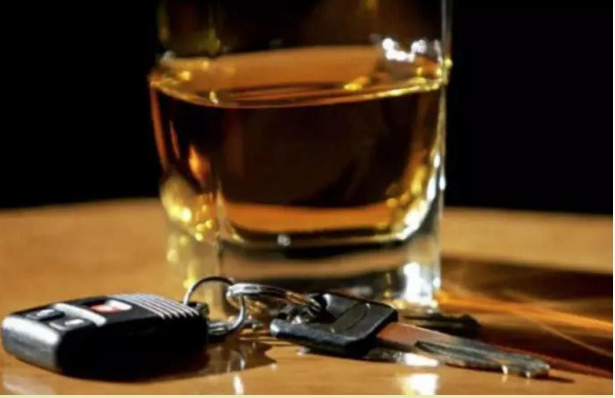 Mais de 40 condutores são autuados por dia por álcool e direção