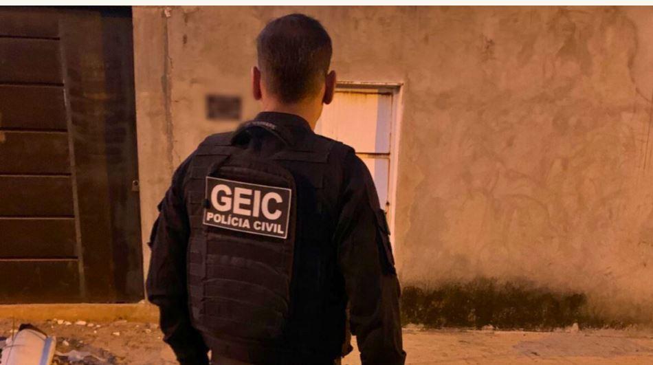 Polícia Civil combate compra e venda de diplomas falsos em Anápolis