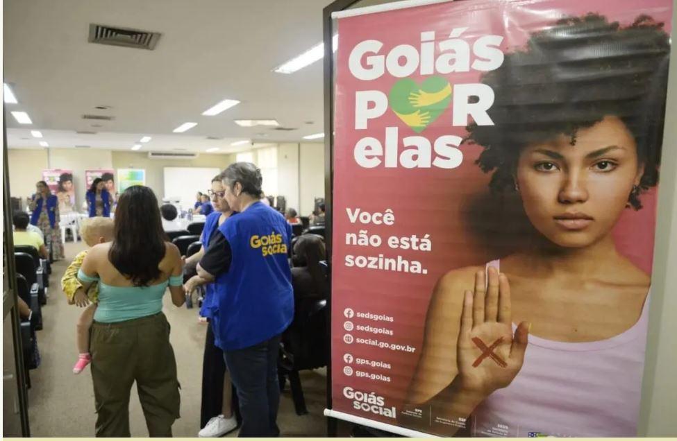 Programas sociais do governo dão prioridade a mulheres vítimas de violência