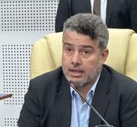 Projeto propõe compra de kit escolar na rede municipal por meio de cartão de débito
