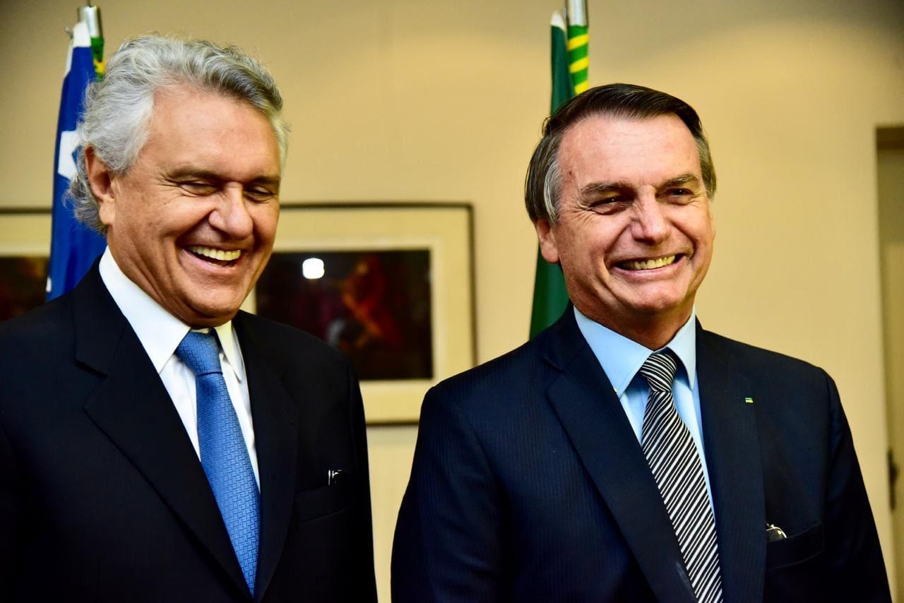 Caiado desponta como possível candidato de Bolsonaro para 2026, com apoio de Carlos Eduardo