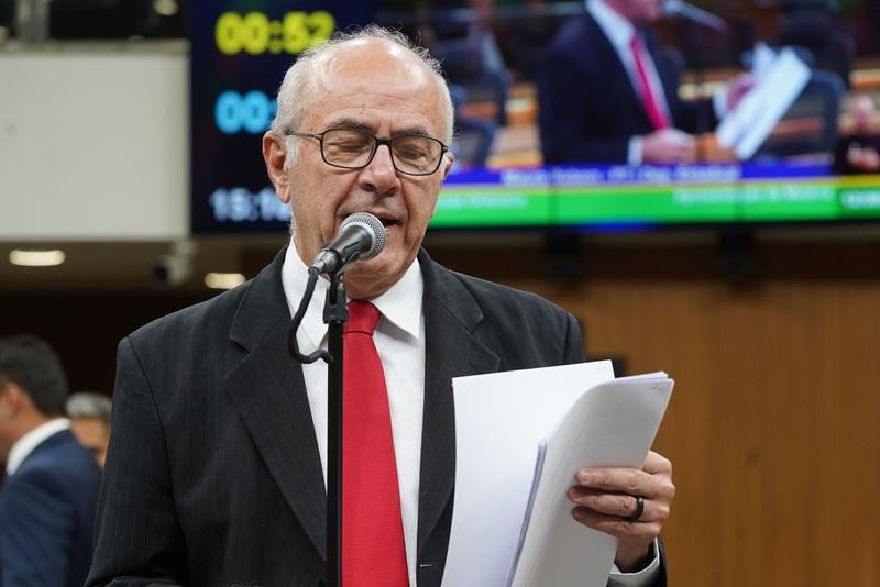 Mauro Rubem pretende incentivar o refino de minerais raros em Goiás