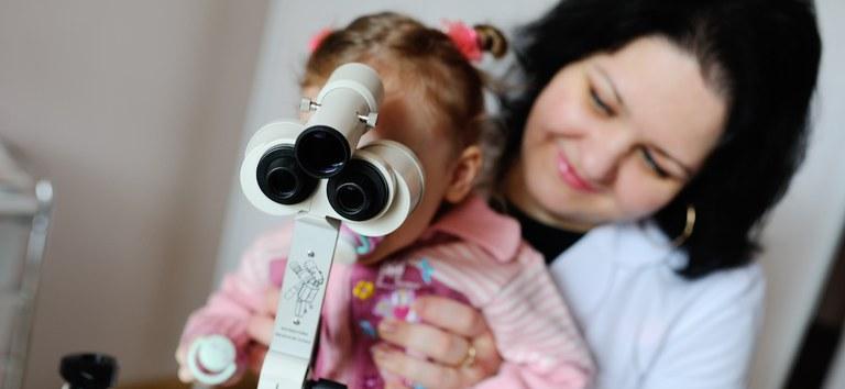 Pais devem estar atentos ao retinoblastoma nos filhos