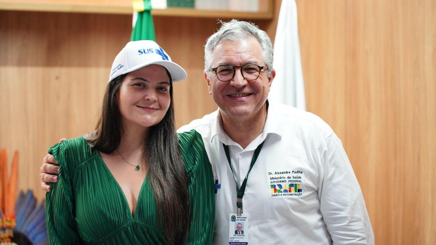 Aava Santiago  participa, a convite do Ministro Alexandre Padilha, de encontro nacional com mulheres evangélicas no Ministério da Saúde