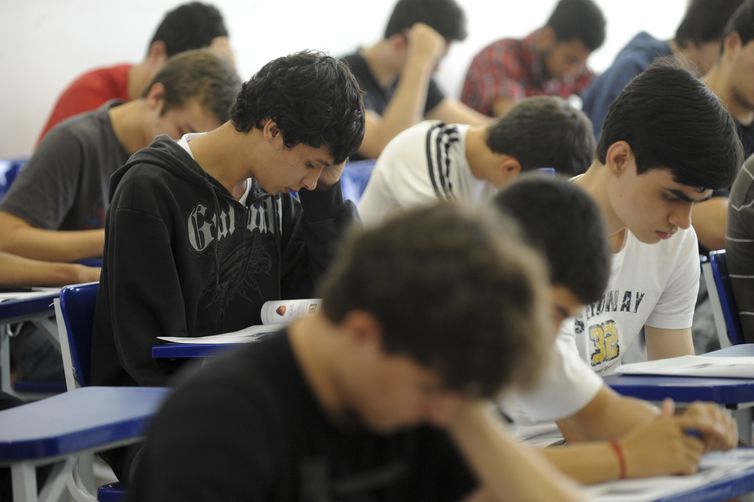 Inep divulga lista de espera para vagas remanescentes do Fies 2025