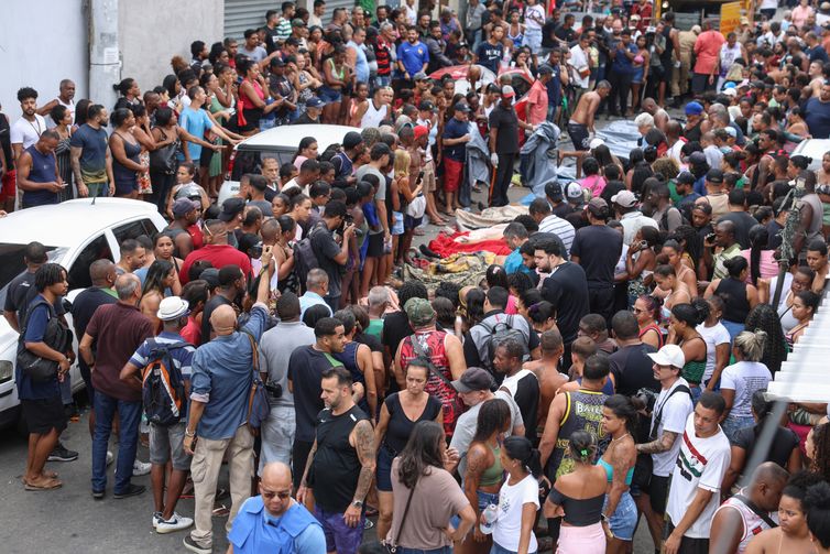 Lista de mortos em operação no RJ evidencia letalidade de jovens