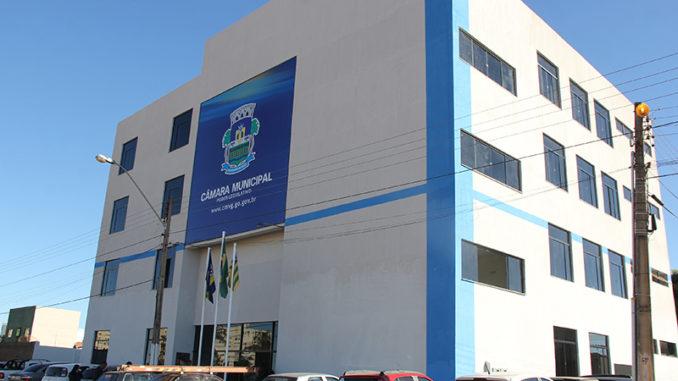 Passarela removida e obras paradas: Câmara Municipal de Valparaíso de Goiás expõe descaso e exige ação imediata na BR-040