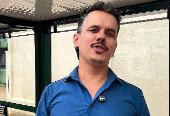Fabrício Rosa cobra sanção de lei que obriga instalação de abrigos em todos os pontos de ônibus de Goiânia
