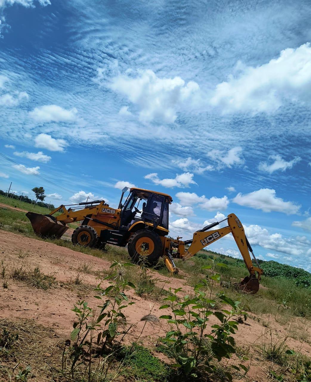 Secretaria de Agricultura de Aragarças recupera mais de 80 km de estradas e capacita produtores com investimento direto em 2025