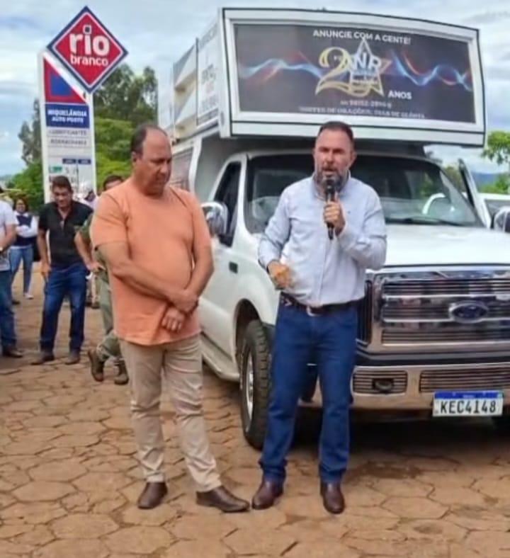 Niquelândia viveu nesta segunda-feira dia (12) um dia histórico com grande mutirão liderado pelo prefeito Eduardo Moreira
