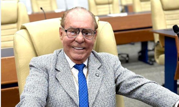 Vereador Tião Peixoto se destaca pelo trabalho legislativo e atuação integrada do Gabinete 25
