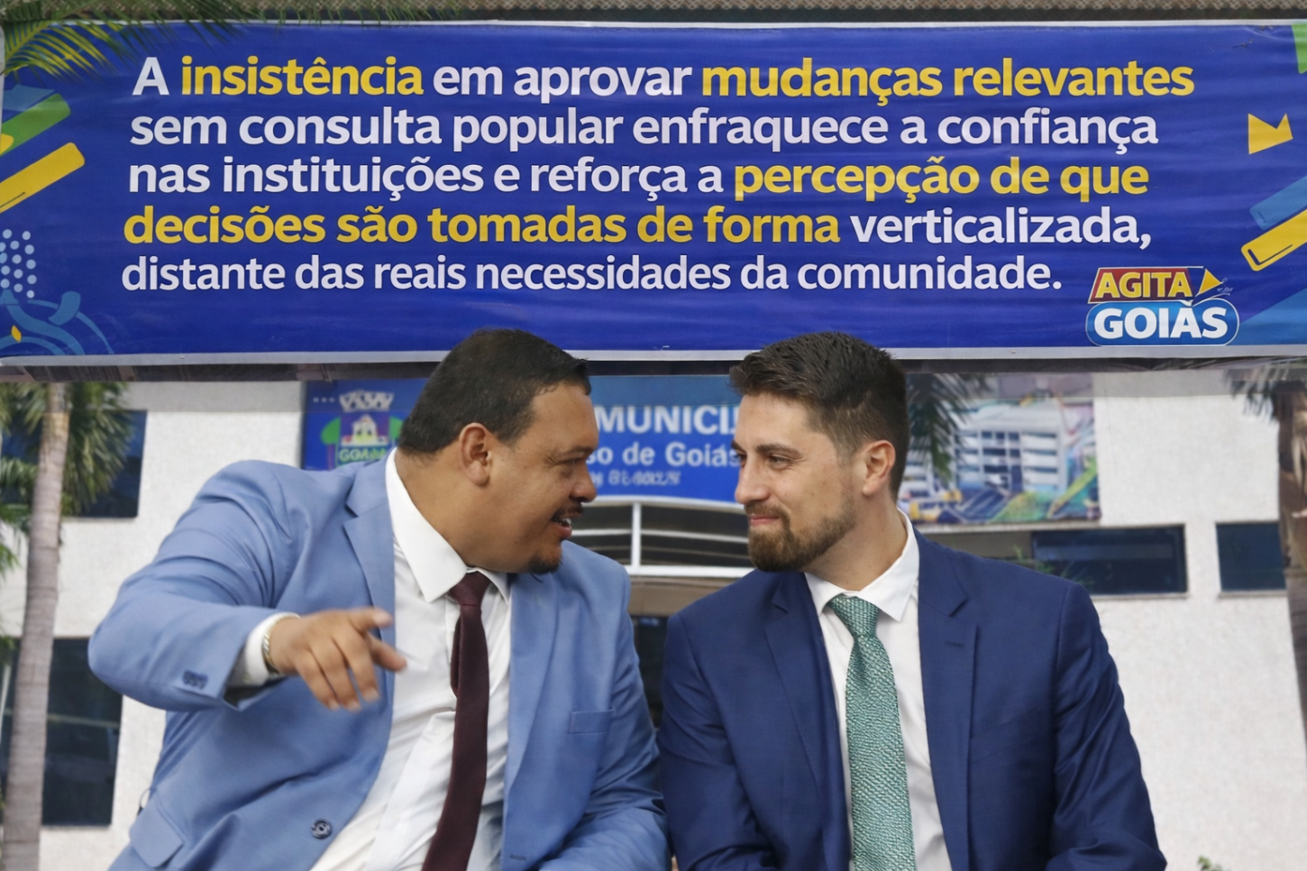 Câmara de Valparaíso repete prática da gestão passada e se curva ao Executivo em prejuízo da população
