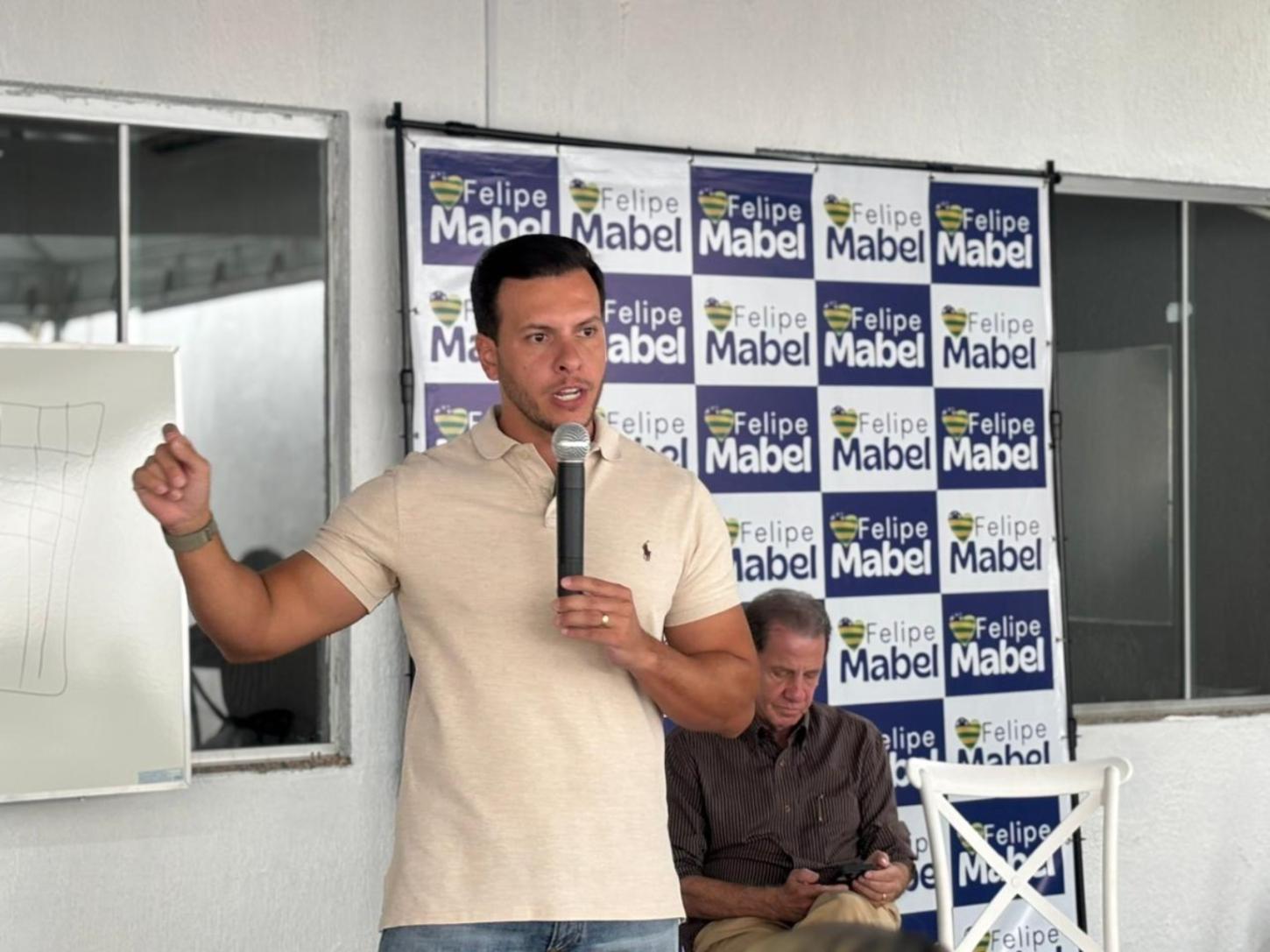 Com apoio de ex-prefeitos e lideranças, Felipe Mabel amplia força política no Estado