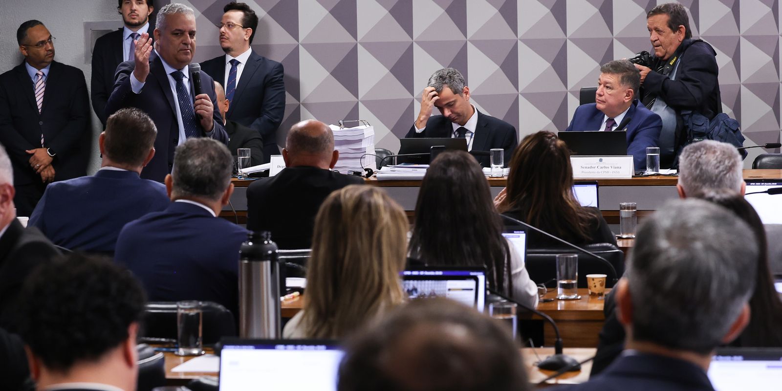 CPMI do INSS termina sem relatório final