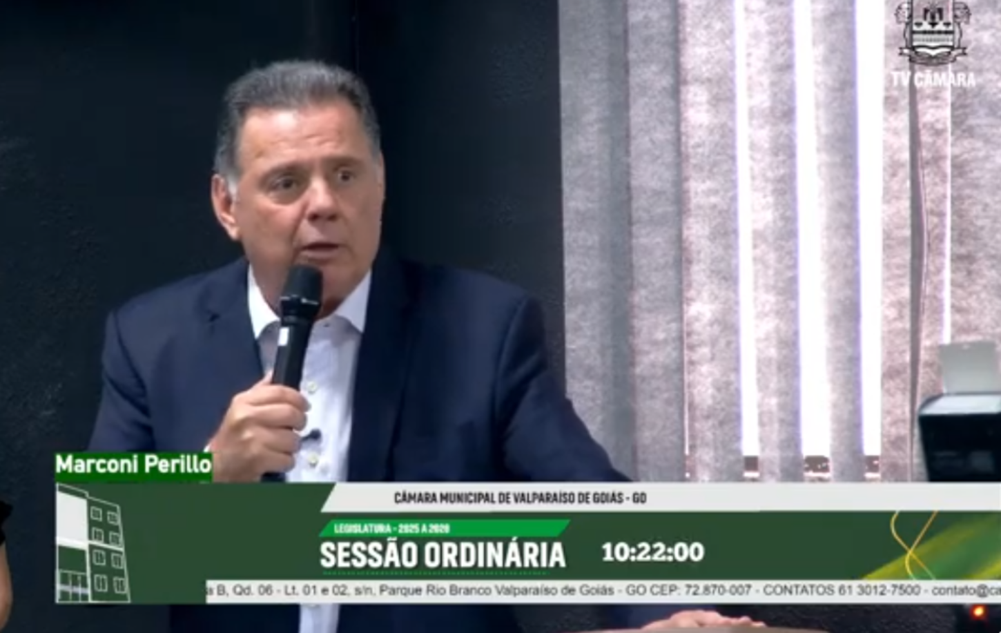 Marconi Perillo recebe moção de aplauso em Valparaíso de Goiás, mas omite que em seu governo foi realizada a privatização da Celg; sessão termina em baixaria e acusações