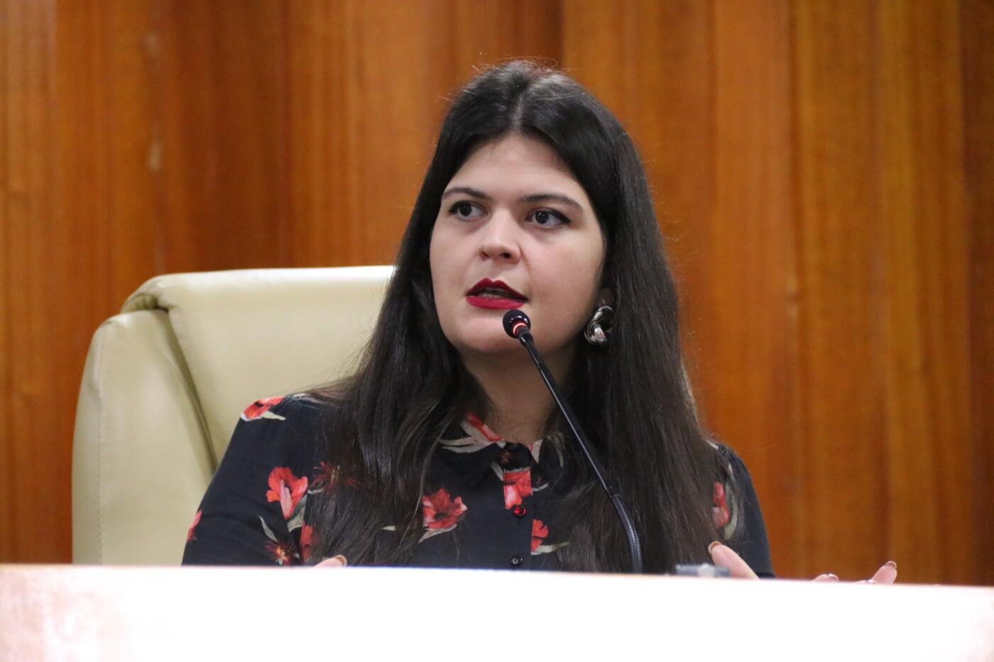 Vereadora Aava Santiago denuncia manobra política após ação por infidelidade partidária