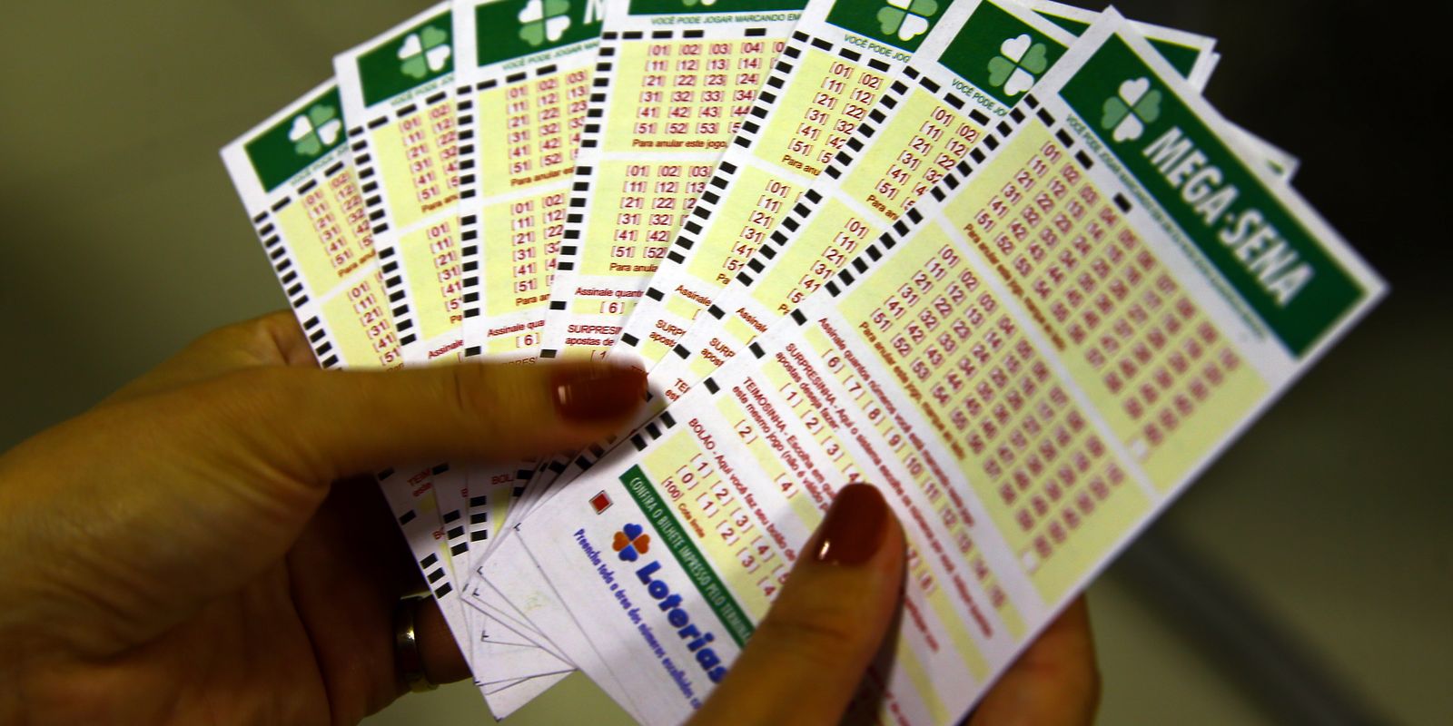 Apostador de Curitiba ganha prêmio de R$ 127 milhões da Mega-Sena