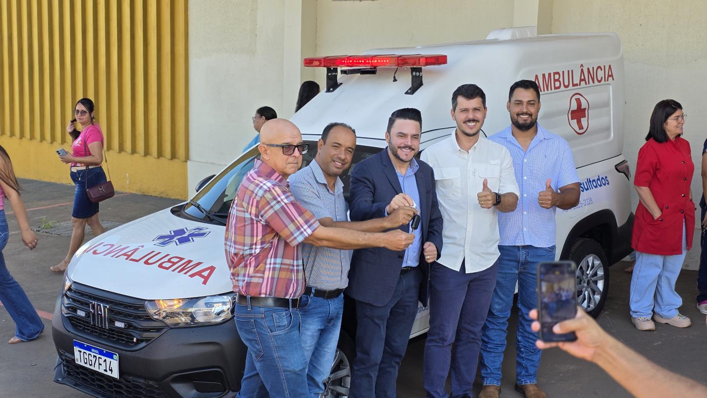 Vereador Welber da Saúde e deputado Dr. José Machado garantem nova ambulância para Doverlândia