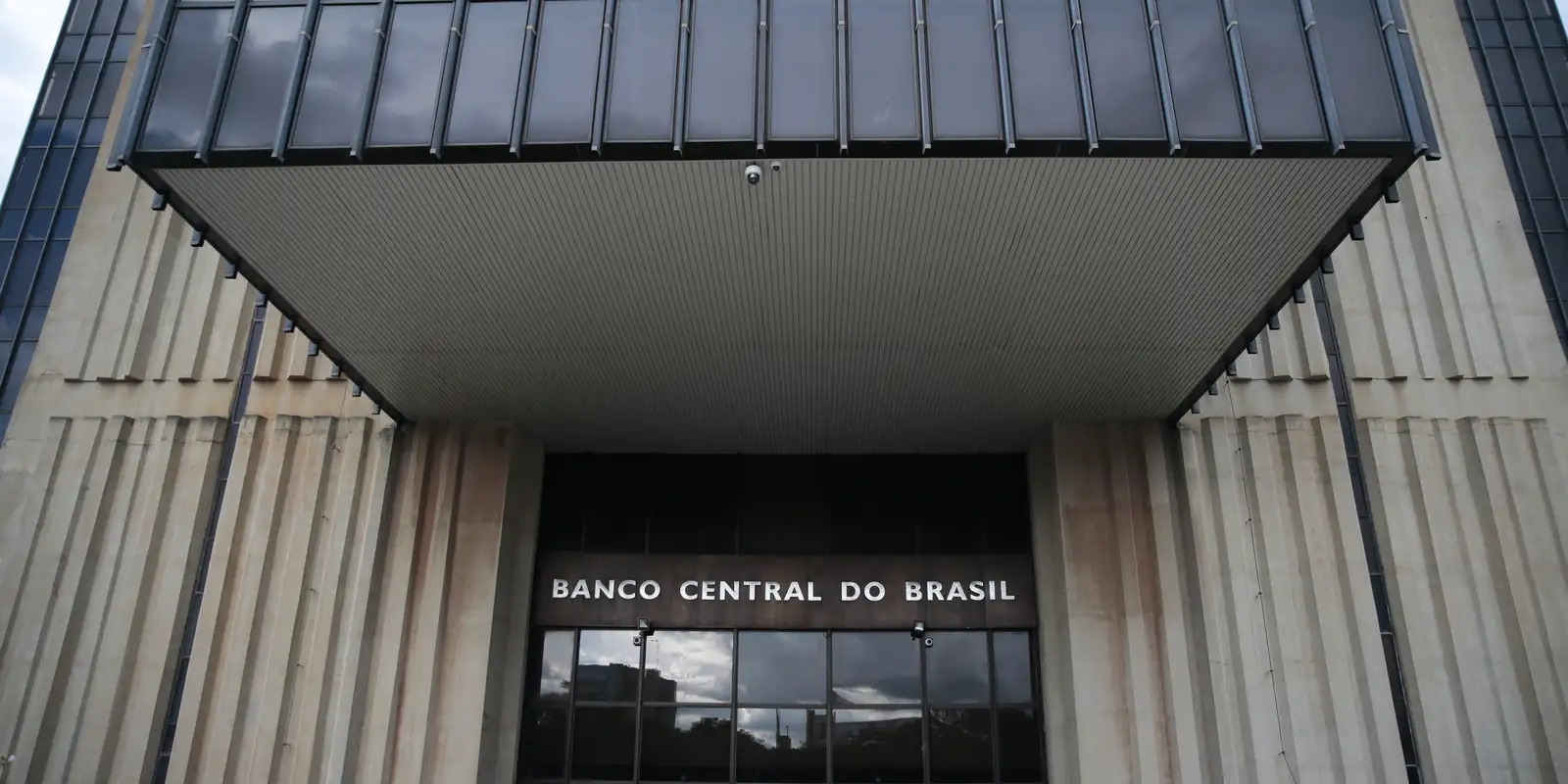 Mercado projeta inflação de 4,92% em 2026