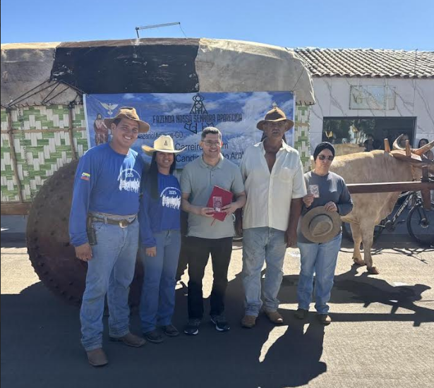 Carreiros de Nazário mantêm tradição centenária e seguem em romaria rumo à Festa do Divino Pai Eterno em Trindade