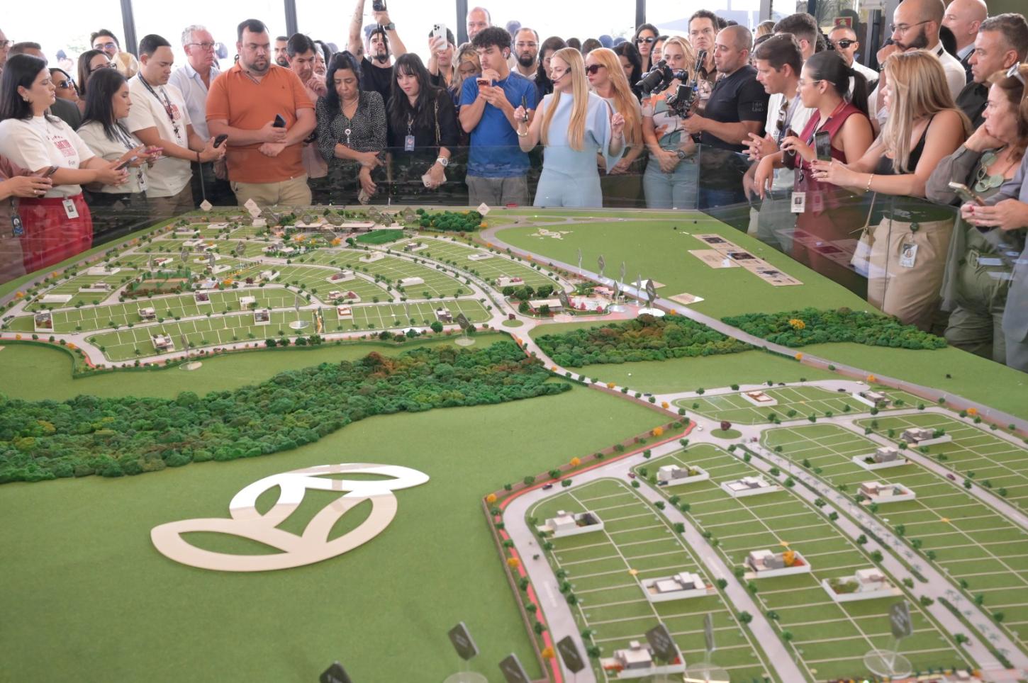 Acabou o mistério: bastante aguardada, a maquete do Jardins Áustria é apresentada ao mercado imobiliário