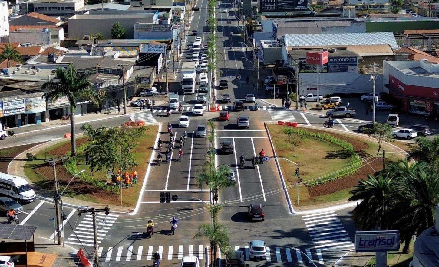 Mabel entrega novas vias na Praça Ciro Lisita para dar mais fluidez ao trânsito de Goiânia