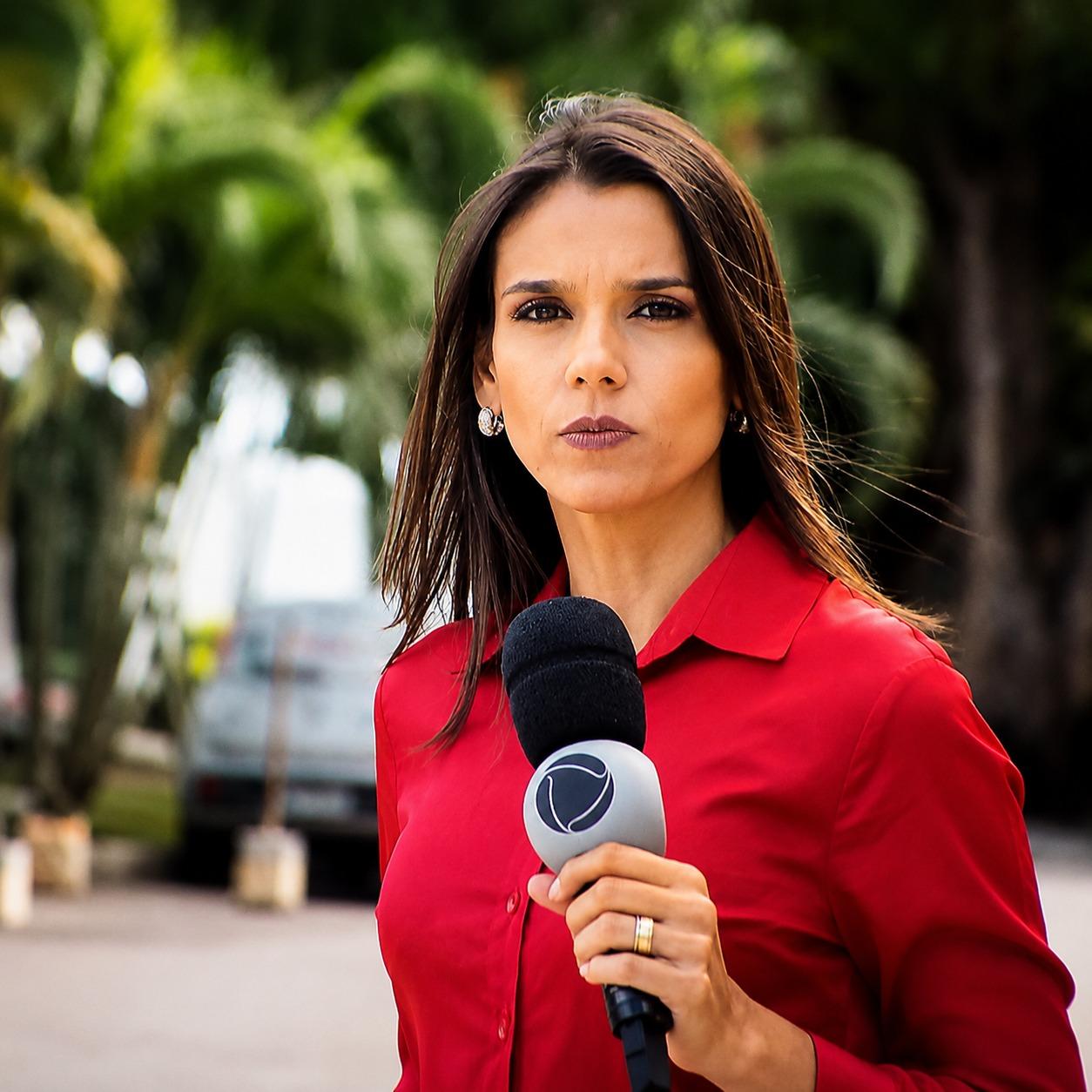 Após ação no TRE-GO, Arianne Cândido pede expulsão de Delegado Waldir do União Brasil