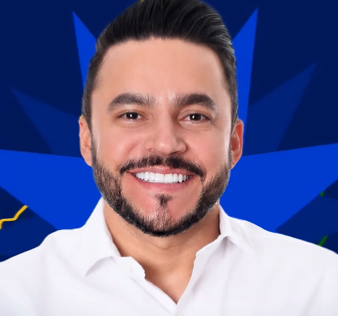 José Machado deixa o gabinete, vai às ruas e intensifica articulação por reeleição em Goiás