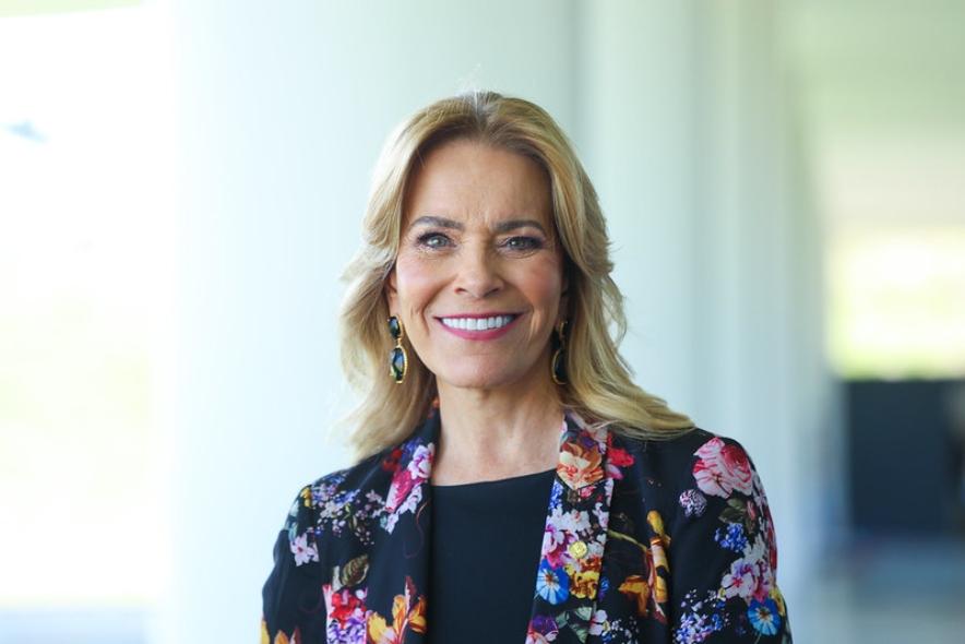 Lêda Borges lidera pesquisa em Cristalina e resultado reforça reconhecimento da população