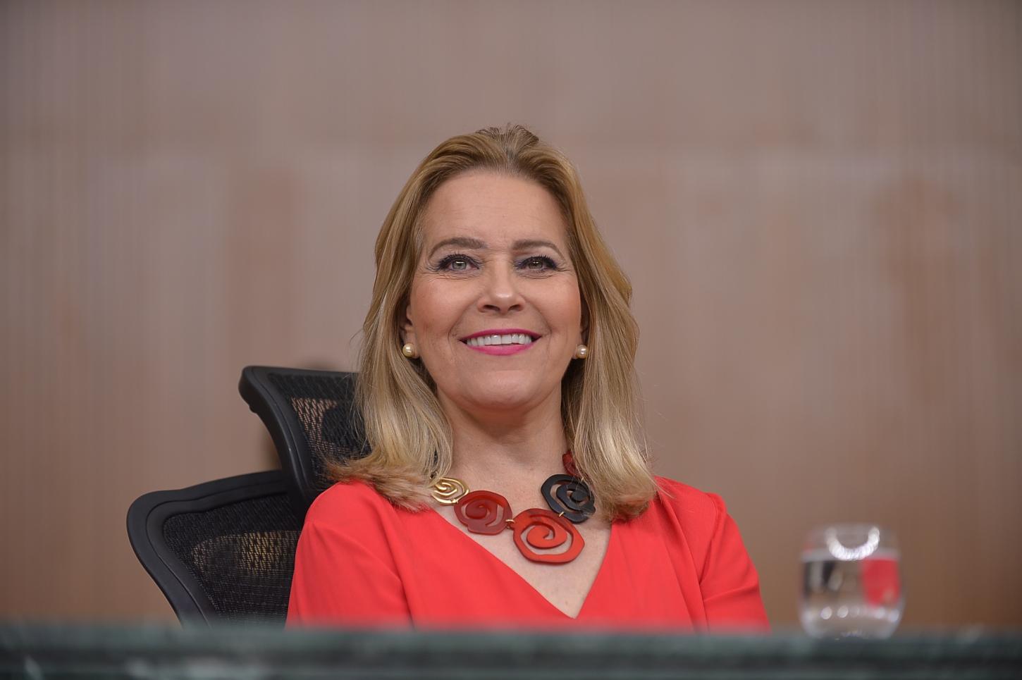 Lêda Borges rompeu com o grupo, mas manteve compromisso com Valparaíso