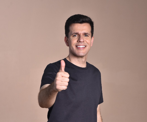 Pré-candidato a deputado estadual, Samuel Carvalho participa da Convenção do Republicanos