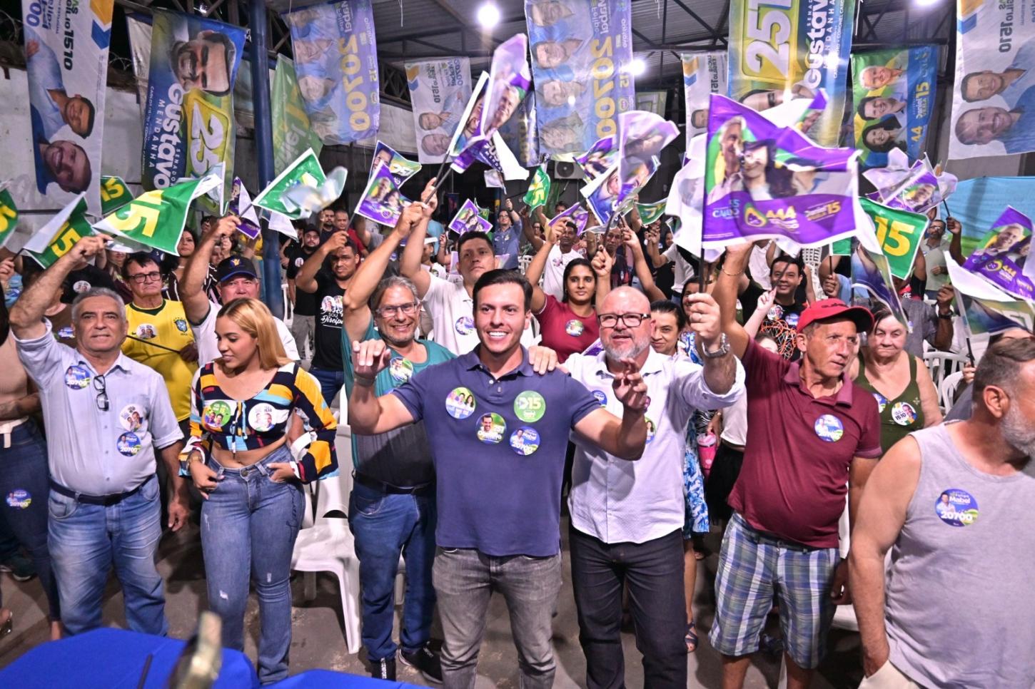 Felipe Mabel se reúne com apoiadores e lideranças do Garavelo, em Aparecida de Goiânia