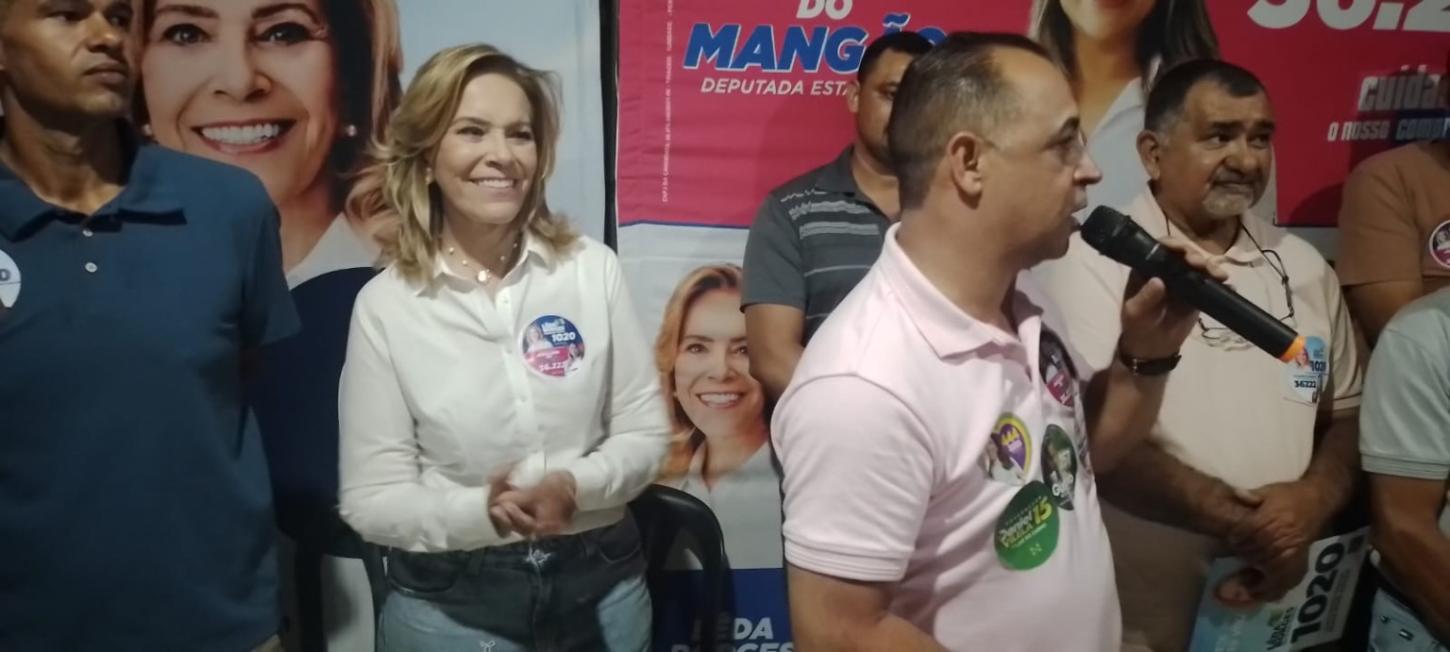 Lêda Borges reúne moradores no Residencial Paraíso, em Novo Gama