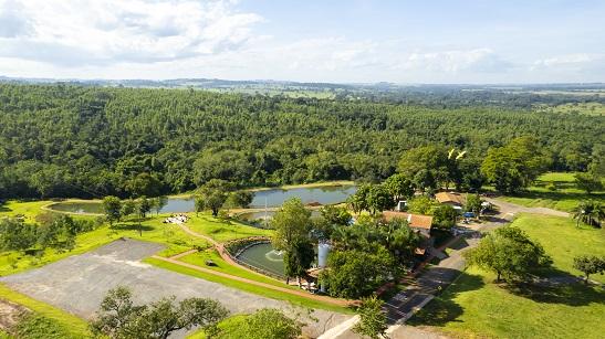 Pesca é atrativo em condomínio-fazenda em Trindade