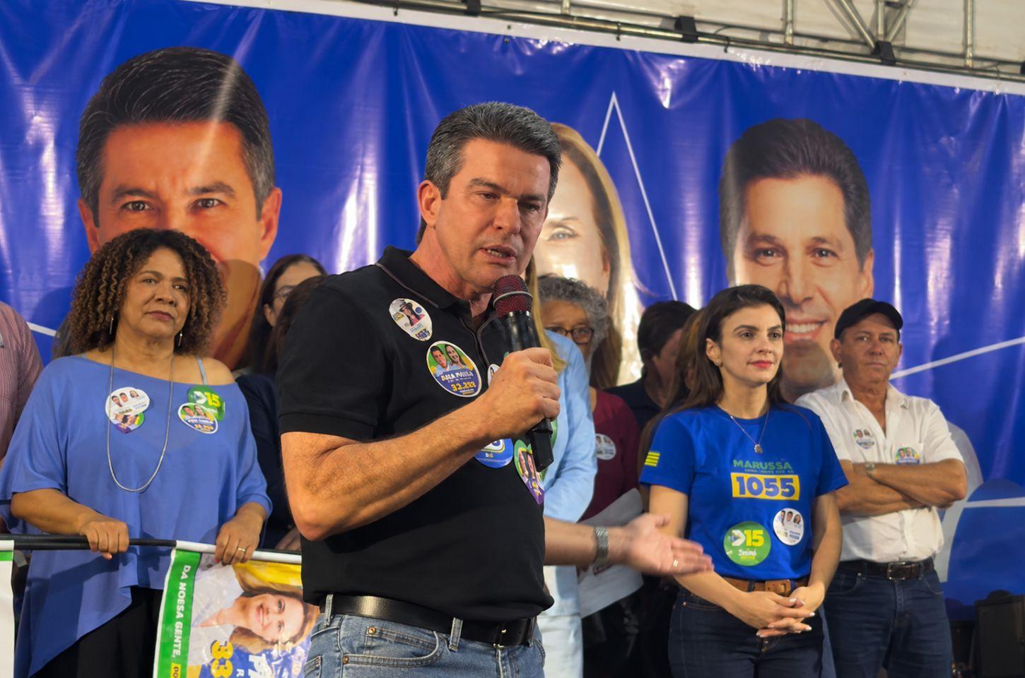 Mineiros reúne prefeito, secretários, vereadores e centenas de pessoas em encontro com Marussa Boldrin