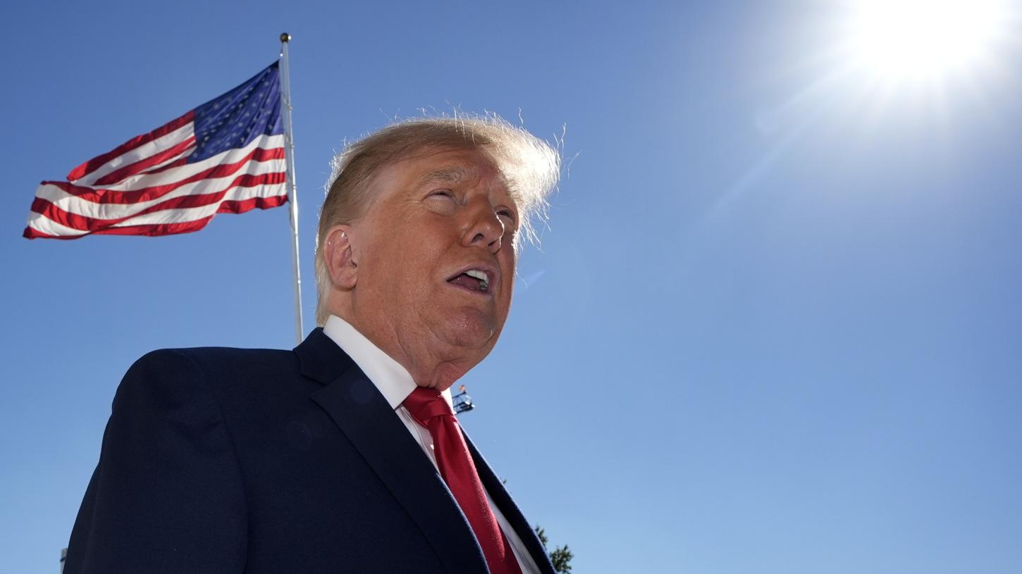 Trump questiona eleições no Brasil e afirma que resultado parece fraudado, sem apresentar provas