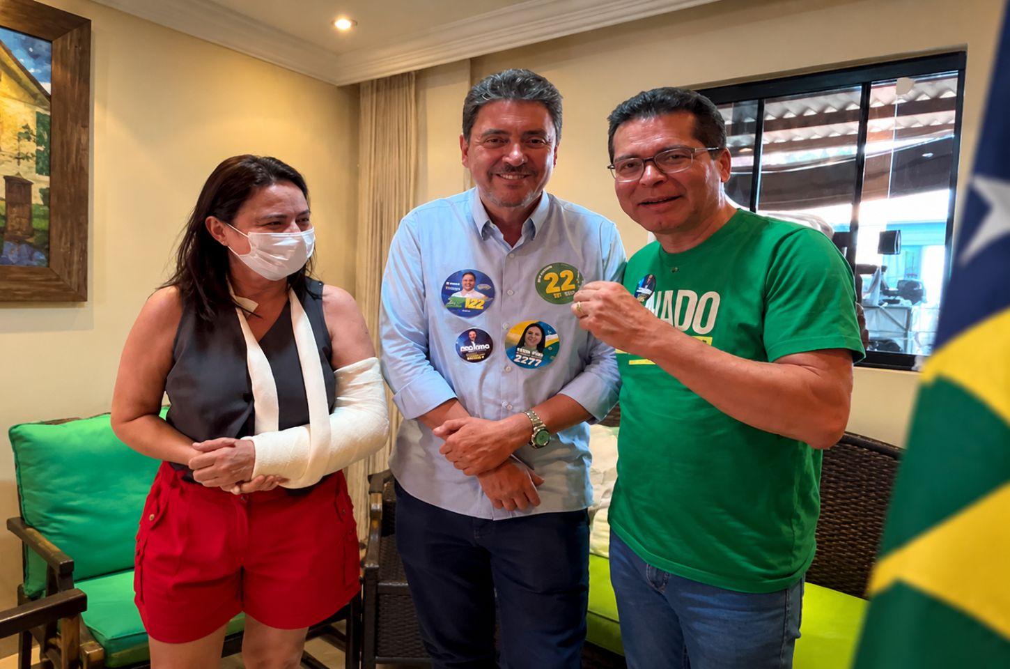 Wilder Morais visita Maria Yvelônia e leva solidariedade na reta final da campanha