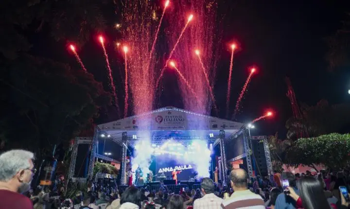 A um mês da festa, cidade já se movimenta nos preparativos