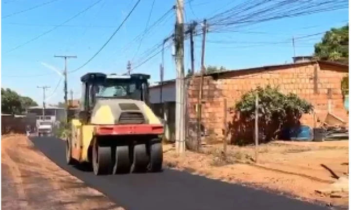 Asfalto chega à Vila União e marca transformação em Novo Gama