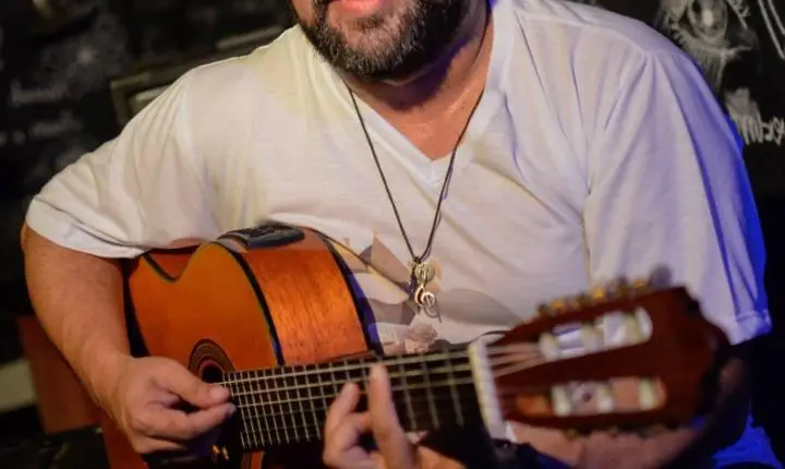 Brasil garante vaga nas oitavas, e Shopping Estação Goiânia prepara fim de semana com música ao vivo, transmissão do jogo e roleta de prêmios