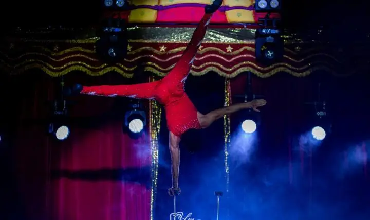 Circo Chocolate e Pimentinha reúne famílias e proporciona noite especial de cultura e alegria em Aragarças