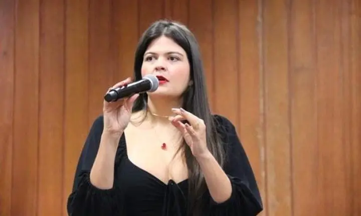 CNJ suspende decisão que tiraria mandato de Aava Santiago na Câmara de Goiânia